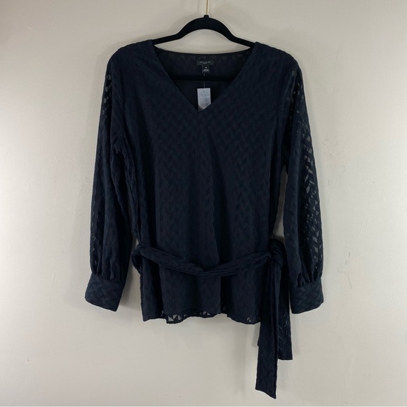 Ann Taylor Women’s Black Sheer Herringbone Long Sleeve Blouse Belted Blouse SzMP - Picture 2 of 7
